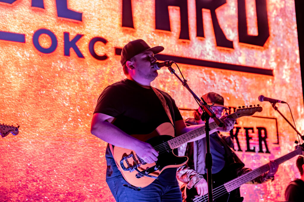 Live tunes