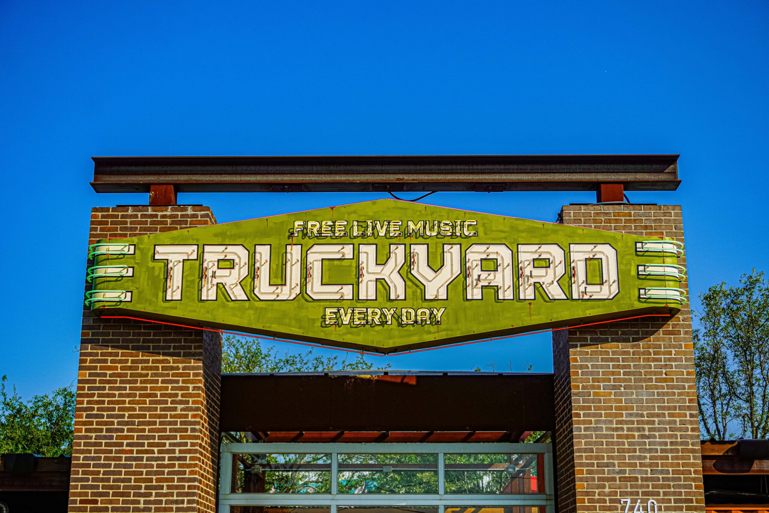 Truck Yard Richardson Outside